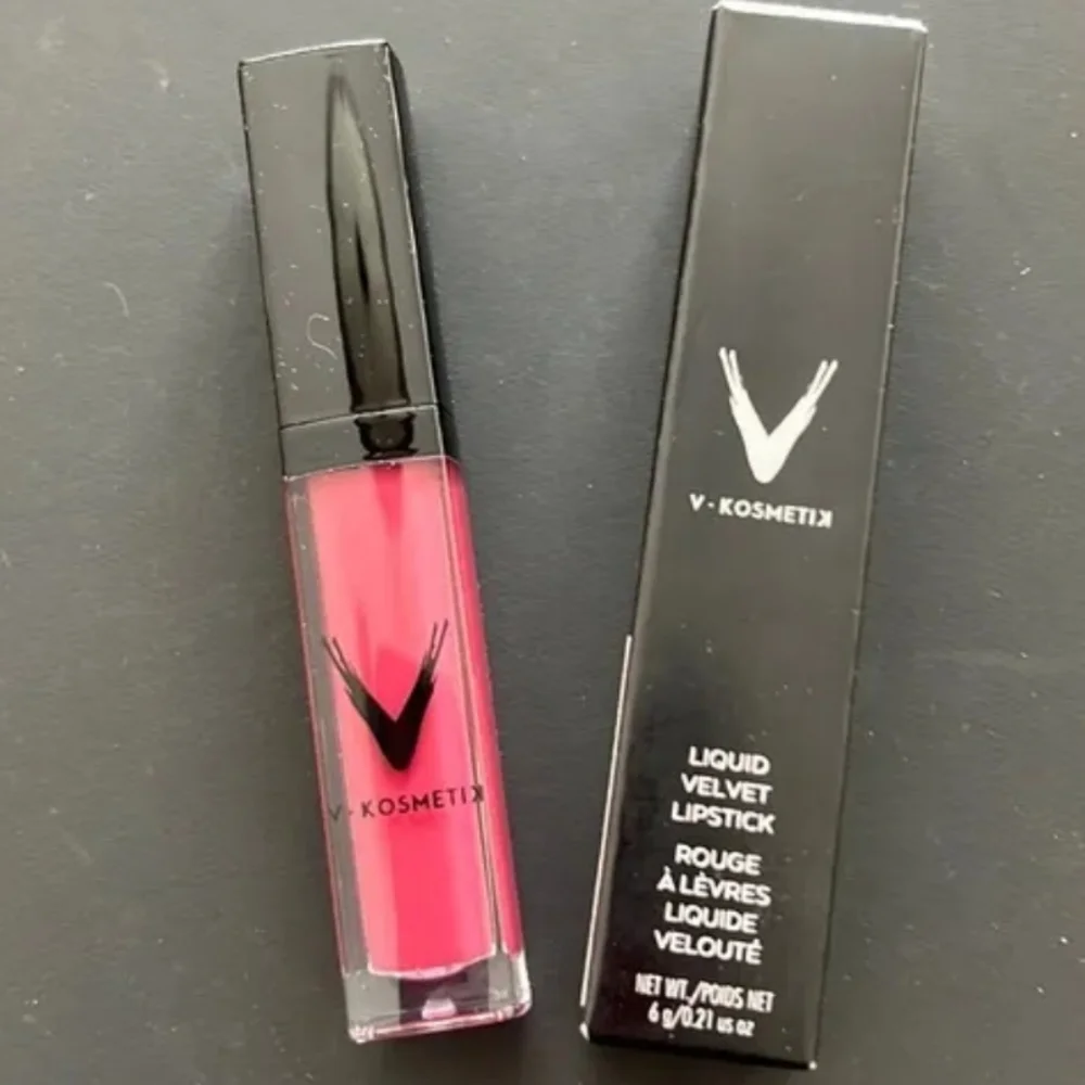 ❇️🧚‍♀️BUBBLY V-Kosmetik Liquid Velvet Lipstick NWT